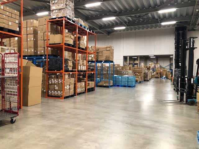 Retail & Distribution